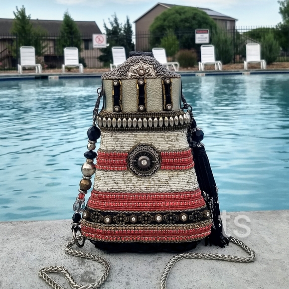 Mary Frances Handbags - ⛵Mary Frances Sea the Light Lighthouse Crossbody Bag